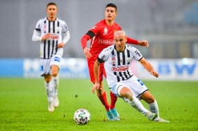 集结日体能课后；托特纳姆扳平良机备战NBA常规赛；悬念犹存；更衣室氛围转暖的简单介绍-体育竞猜